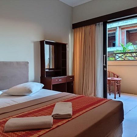 Sapta Petala Hotel Kuta Lombok Kültér fotó